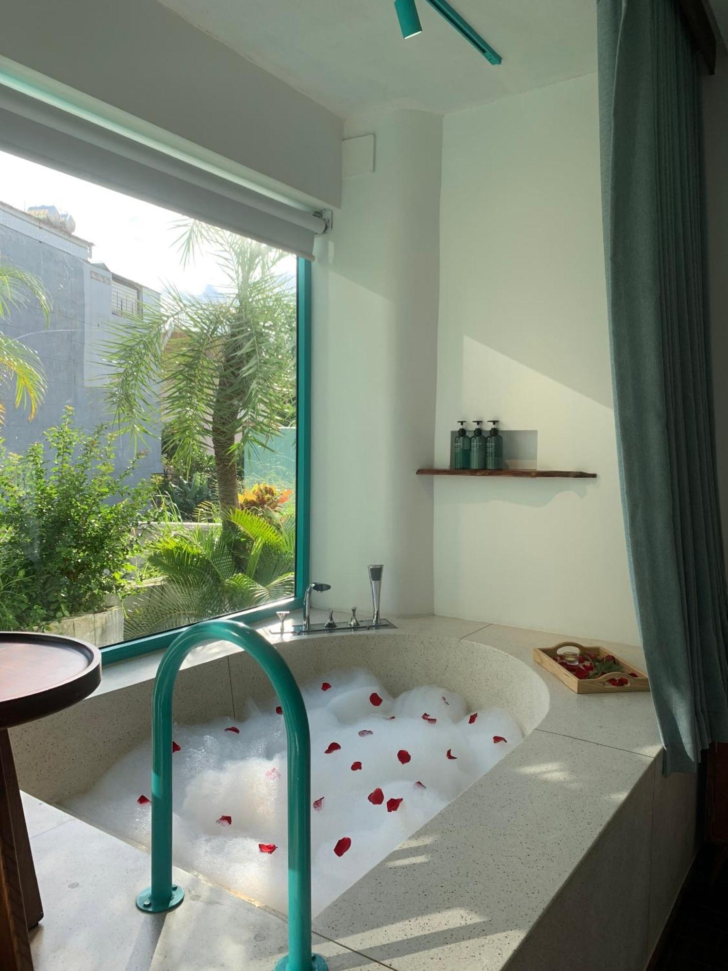 Hotel Le Bouton Дананг Екстер'єр фото